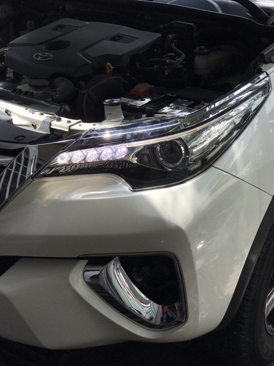 Dịch vụ độ đèn Led ô tô xe hơi uy tín giá tốt tại quận 5, TPHCM